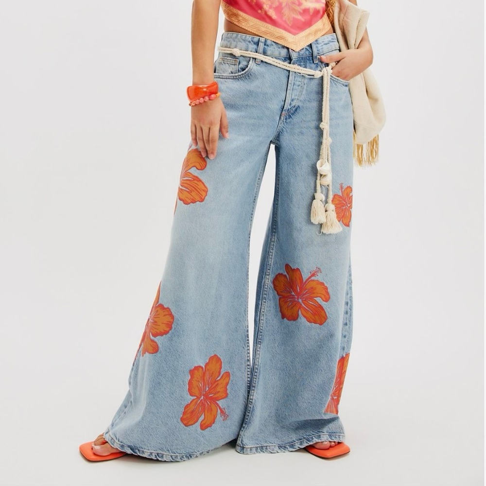 We The Free Light Blue Wide-Leg Jeans with Orange Floral Print